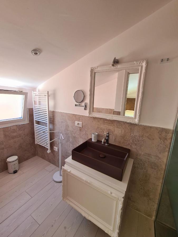 Isola Nel Parco Villas & Rooms La Maddalena  Eksteriør billede